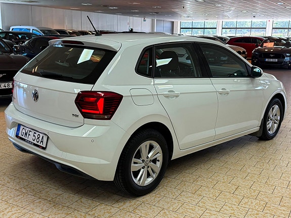 Volkswagen Polo 7 of 23