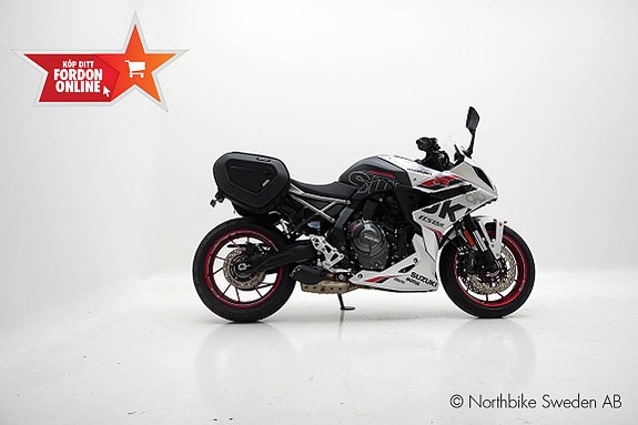 Suzuki GSX-8R *Hemleverans*