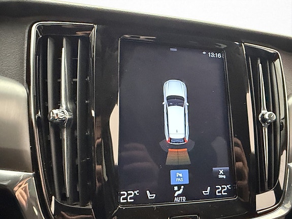 Volvo V90 16 of 30