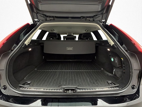 Volvo V90 27 of 30