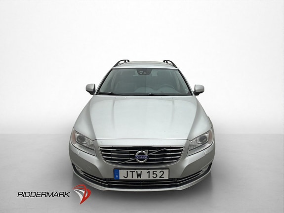 Volvo V70 2 of 5