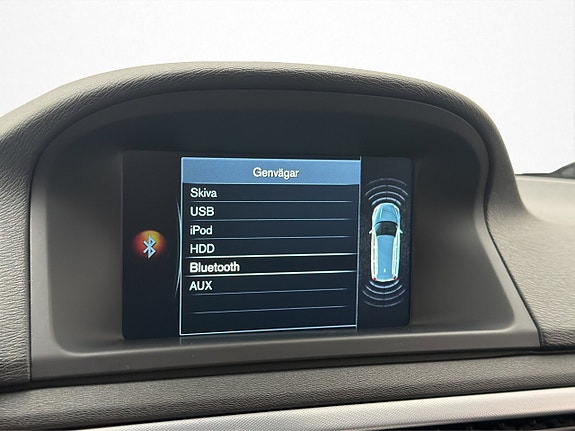 Volvo V70 22 of 30
