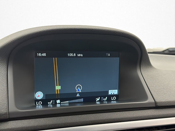 Volvo V70 20 of 30