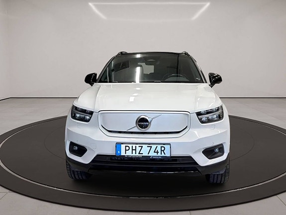Volvo XC40 5 of 5