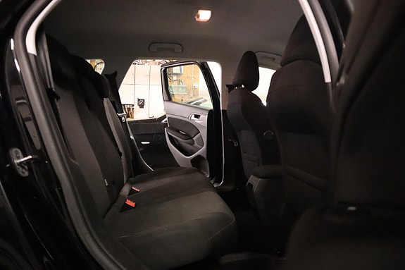 Peugeot 308 SW 14 of 19