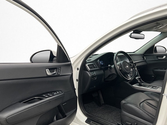 Kia Optima 14 of 30