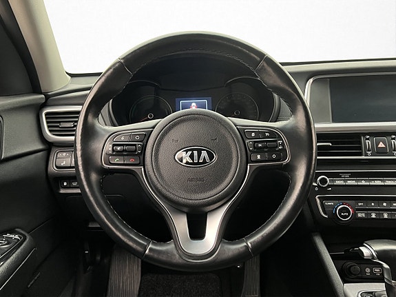 Kia Optima 17 of 30