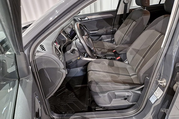 Volkswagen T-Roc 6 of 14