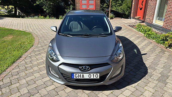 Hyundai i30 3 of 5