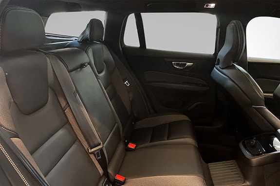 Volvo V60 10 of 18