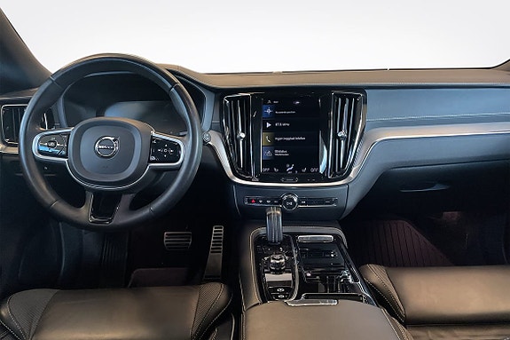 Volvo V60 8 of 18