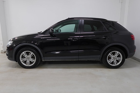 Audi Q3 3 of 5