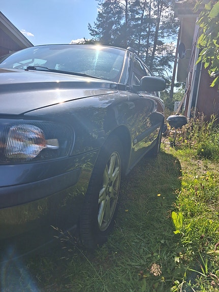 Volvo V70 5 of 5