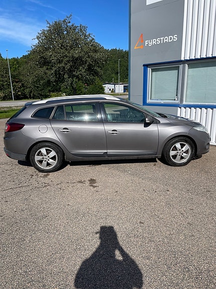 Renault Megane 6 of 7
