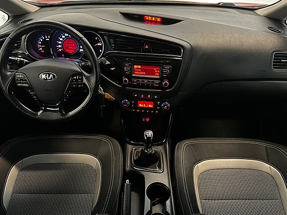 Kia Ceed 14 of 22