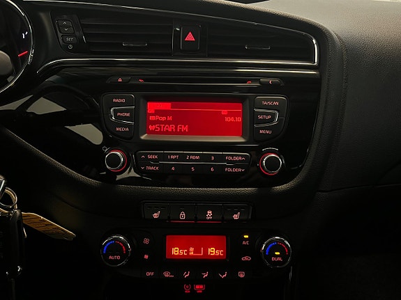 Kia Ceed 15 of 22