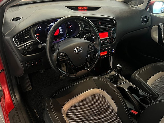 Kia Ceed 10 of 22