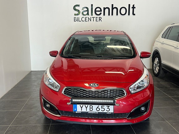 Kia Ceed 3 of 22