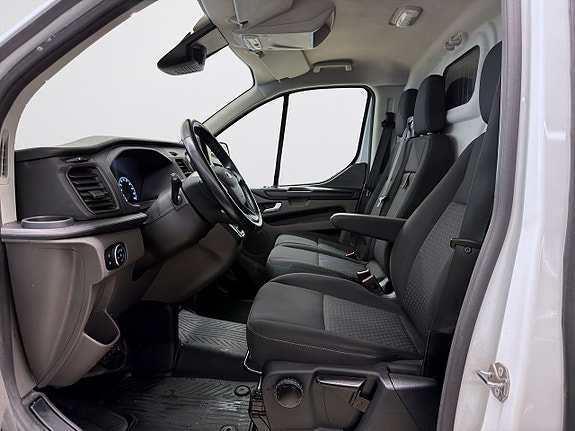 Ford Transit Custom 7 of 15