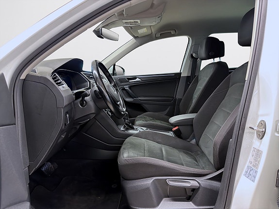 Volkswagen Tiguan 13 of 17
