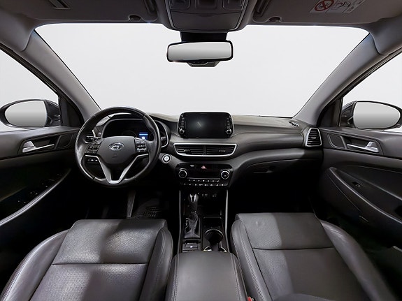 Hyundai Tucson 10 of 21