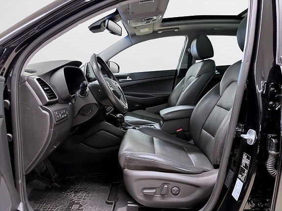 Hyundai Tucson 12 of 21
