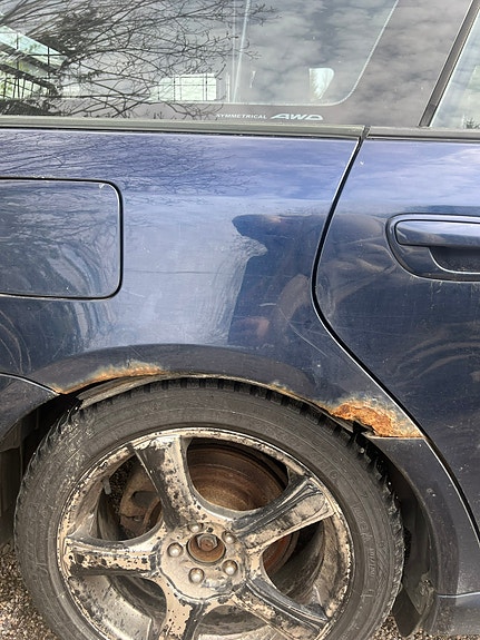 Subaru Legacy 8 of 8