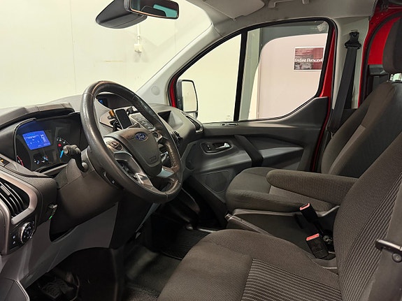 Ford Transit Custom 19 of 30