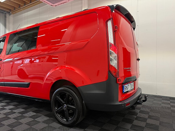 Ford Transit Custom 13 of 30
