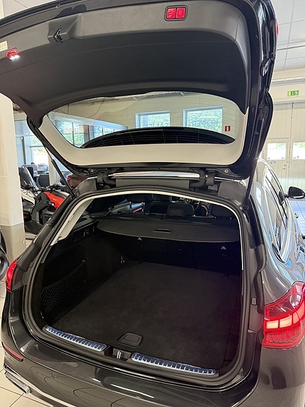Mercedes-Benz C220 d 19 of 19