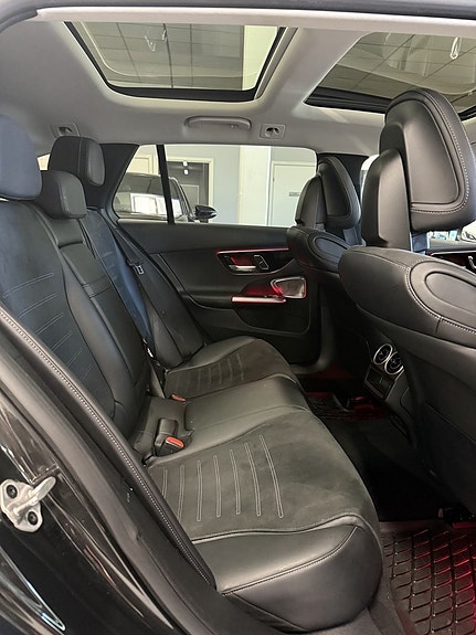 Mercedes-Benz C220 d 16 of 19