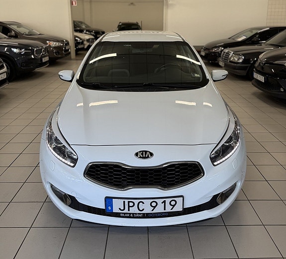 Kia Ceed 6 of 16
