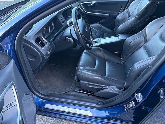 Volvo V60 5 of 5