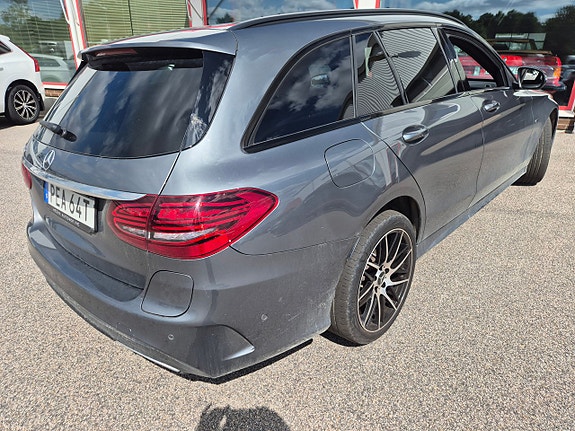 Mercedes-Benz C300 de 5 of 5