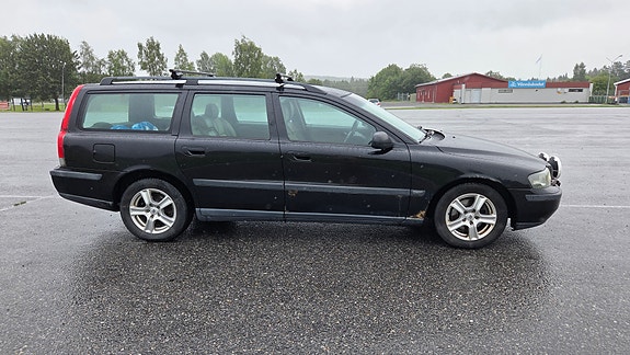 Volvo V70 4 of 4