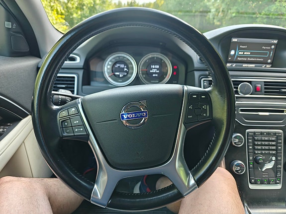Volvo XC70 11 of 12
