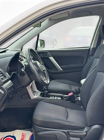 Subaru Forester 8 of 13