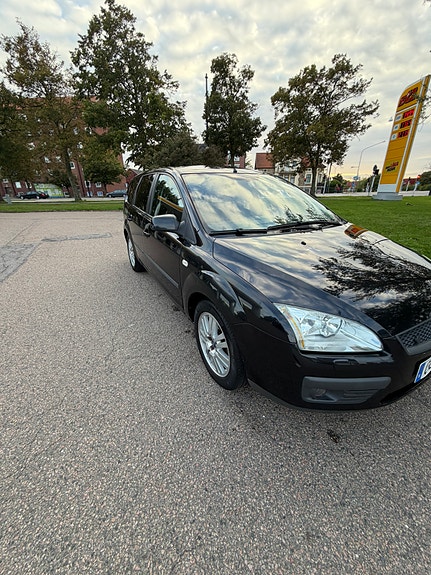Ford Focus 3 of 15