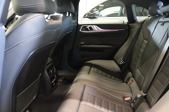 BMW i4 13 of 30