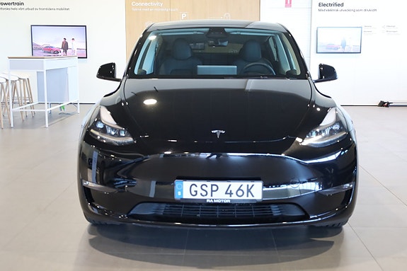 Tesla Model Y 2 of 5