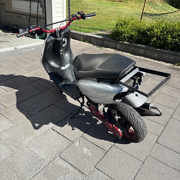Yamaha Neos 3 of 5