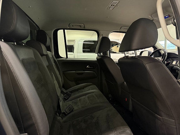 Volkswagen Amarok 25 of 30