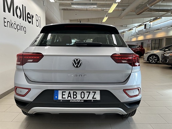 Volkswagen T-Roc 5 of 17