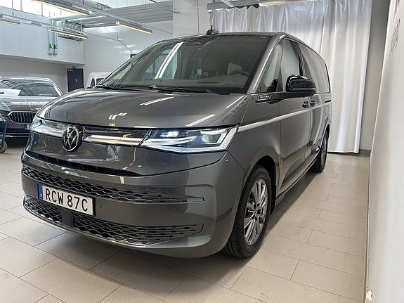 Volkswagen Multivan 5 of 5