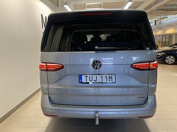 Volkswagen Multivan 3 of 25