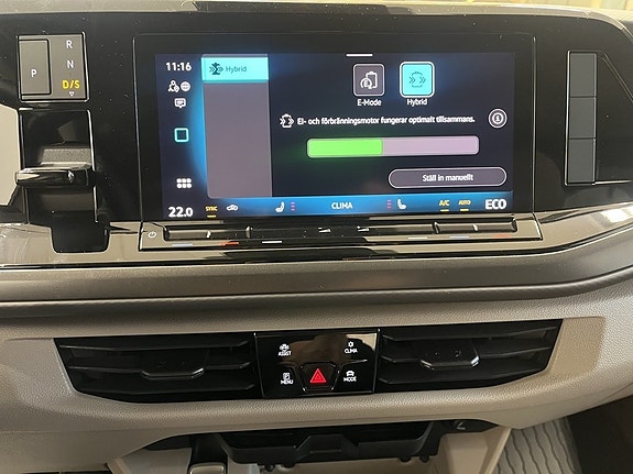 Volkswagen Multivan 24 of 25