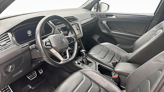 Volkswagen Tiguan 7 of 12