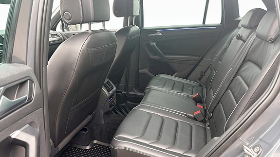 Volkswagen Tiguan 11 of 12