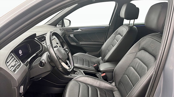 Volkswagen Tiguan 8 of 12