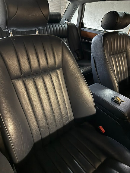 Jaguar XJ 6 of 11